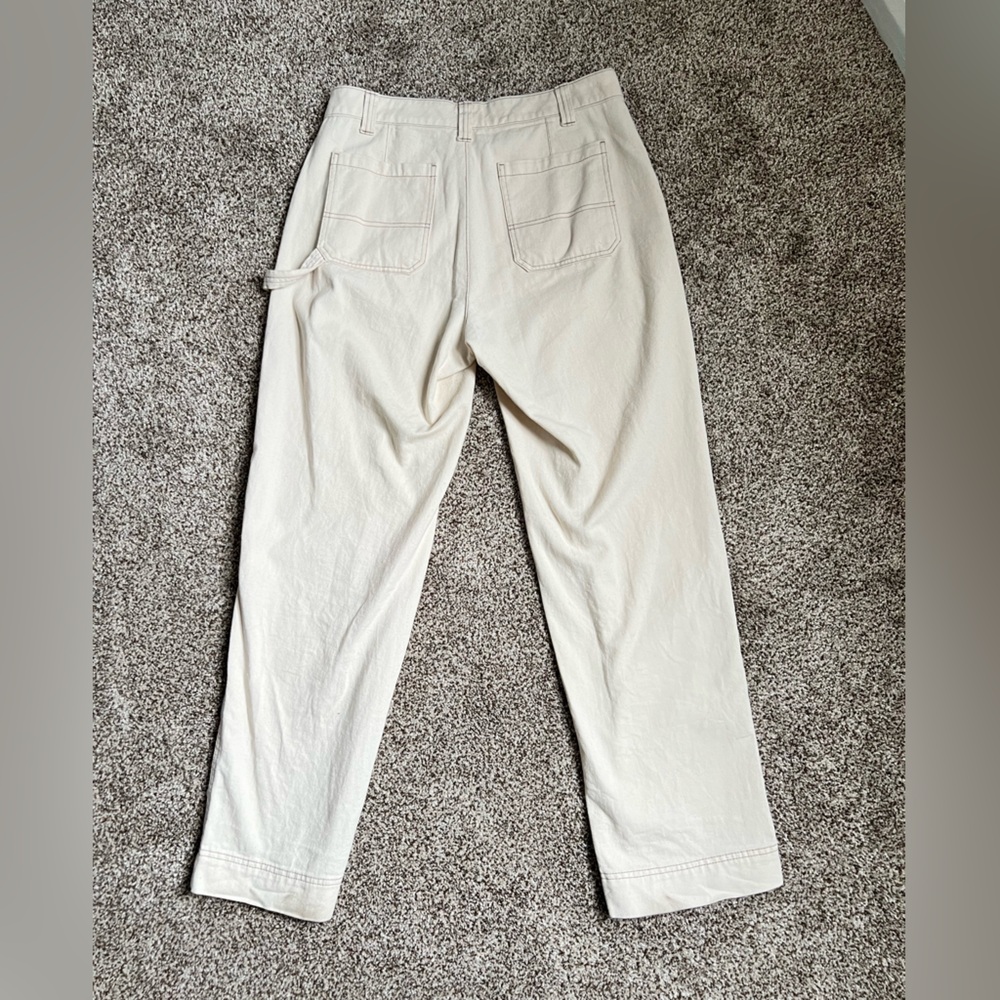 Old Navy Women's Beige Straight Leg Jeans - Picture 4 of 5